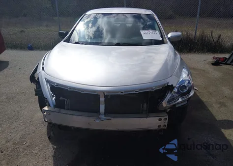 2015 Nissan Altima 2.5/2.5 S/2.5 Sl/2.5 Sv из США, поврежденный, VIN 1N4AL3AP4FC233336